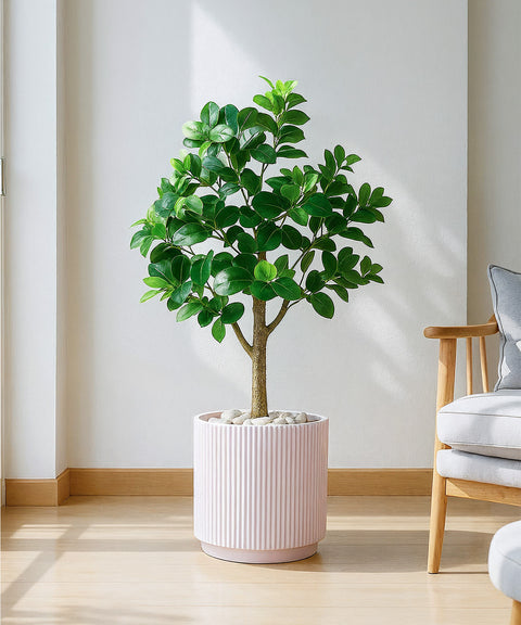 Manhattan Bloom Fiberglass Planter