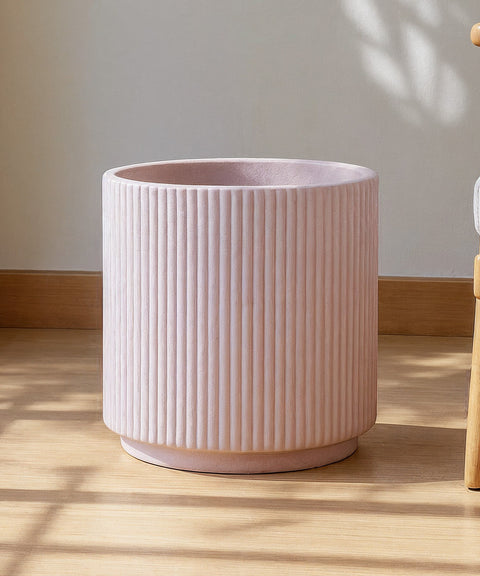 Manhattan Bloom Fiberglass Planter