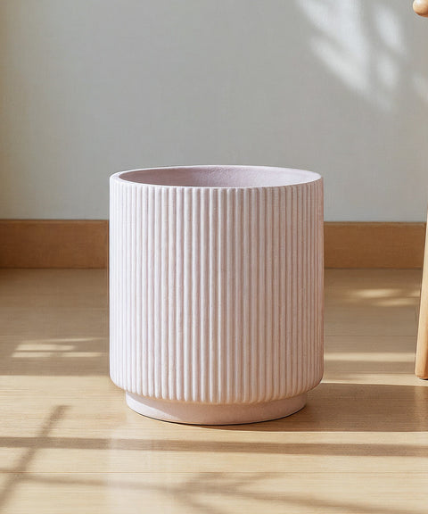 Manhattan Bloom Fiberglass Planter