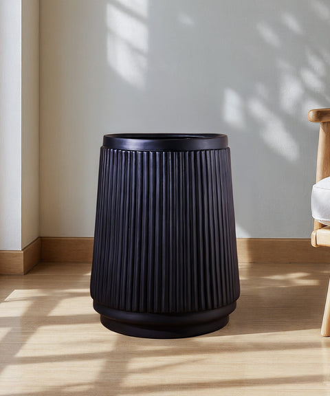 Amsterdam Muse Fiberglass Planter