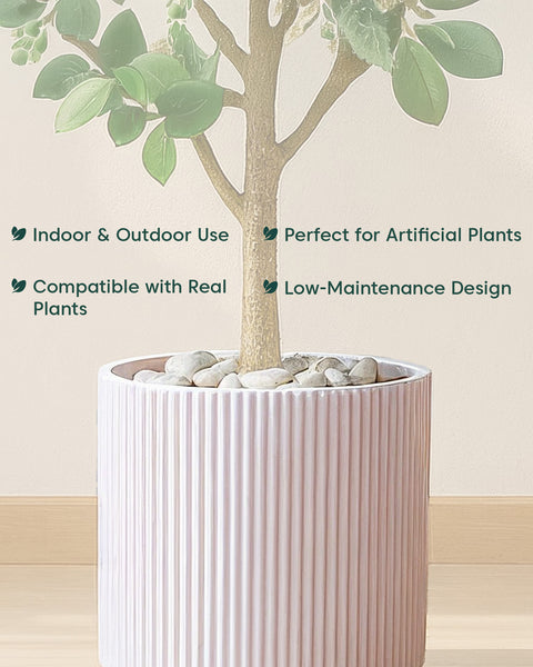 Manhattan Bloom Fiberglass Planter