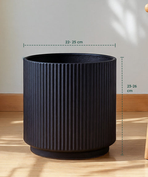 Manhattan Bloom Fiberglass Planter