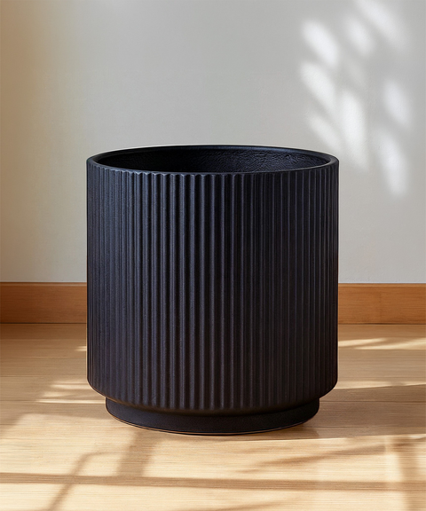 Manhattan Bloom Fiberglass Planter Large Black